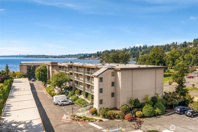 Property photo for 9715 Ne Juanita Drive #b107, Kirkland
