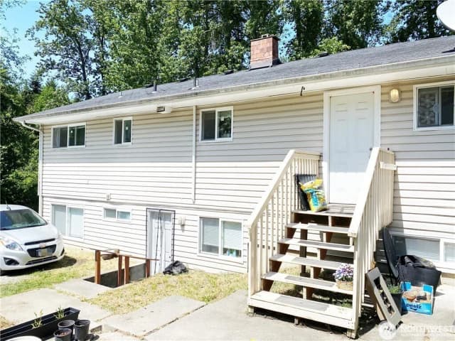 Property photo for 2413 Sw Graham Street, Seattle