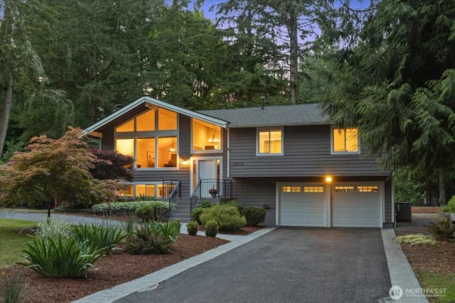Property photo for 23004 Ne 64th Street, Redmond, WA 98053