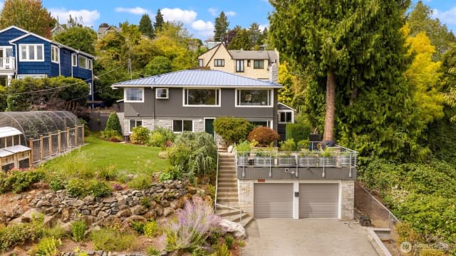 Property photo for 1309 35th Avenue S, Seattle