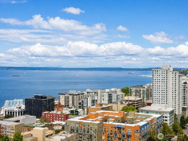 Property photo for 2201 3rd Avenue #2504, Seattle
