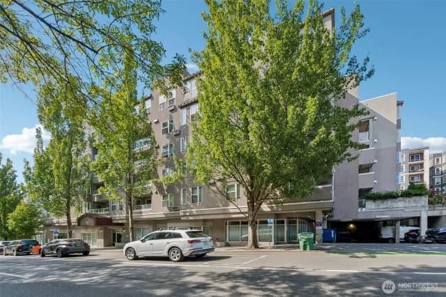 Property photo for 4343 Roosevelt Way Ne #608, Seattle