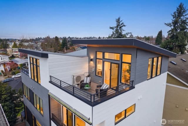 Property photo for 3625 Wallingford Avenue N #a, Seattle