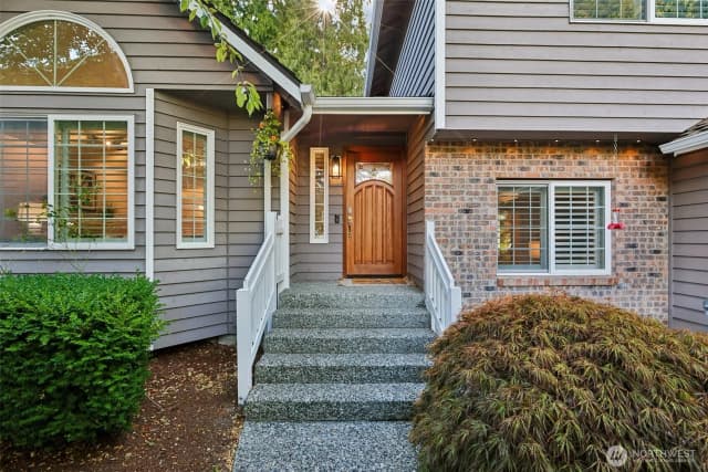 Property photo for 1011 16th Court, Mukilteo