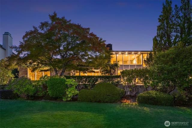 Property photo for 2222 Waverly Way E, Seattle