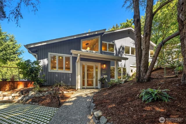 Property photo for 5610 W Mercer Way, Mercer Island