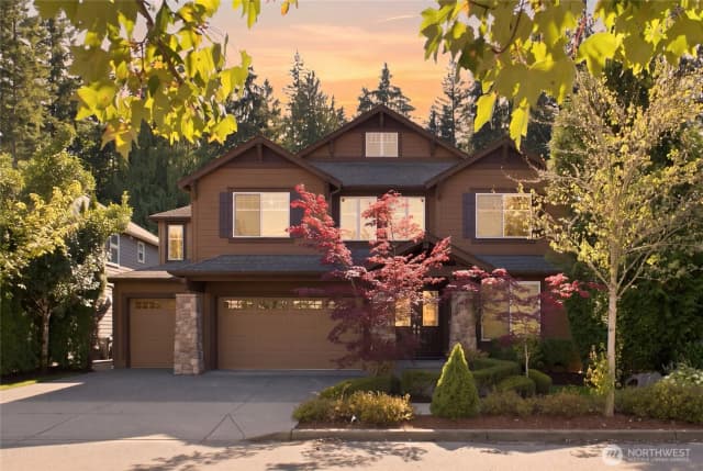 Property photo for 10711 Elliston Way Ne, Redmond
