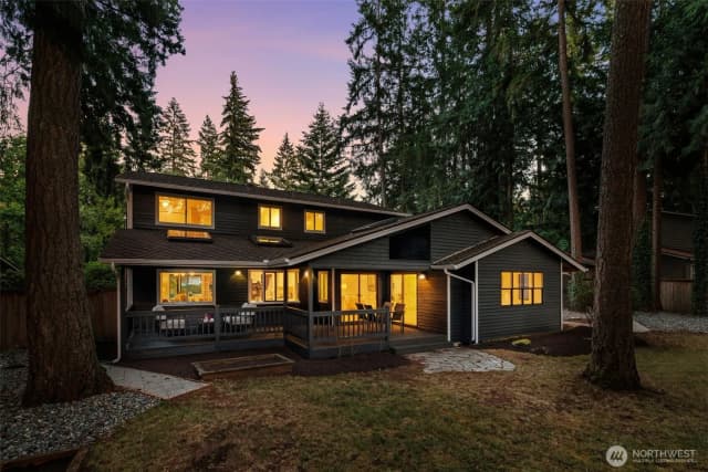 Property photo for 3211 220th Avenue Se, Sammamish