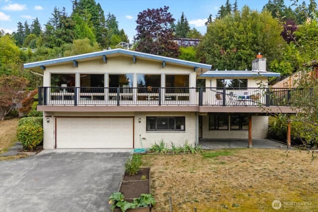 Property photo for 17207 76th Avenue W, Edmonds