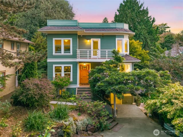 Property photo for 12015 Exeter Avenue Ne, Seattle