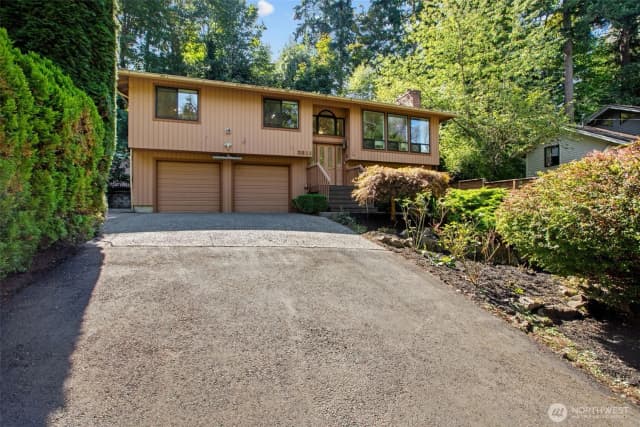 Property photo for 3811 Sw Orchard Street, Seattle