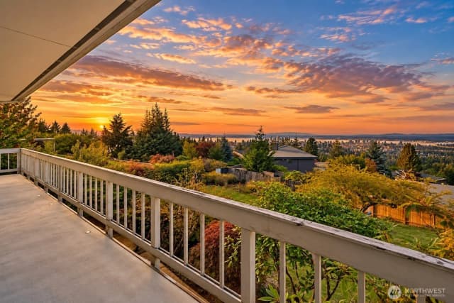 Property photo for 14548 Se 51st Street, Bellevue