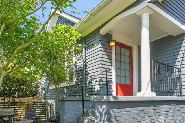 Property photo for 1916 11th Avenue W, Seattle