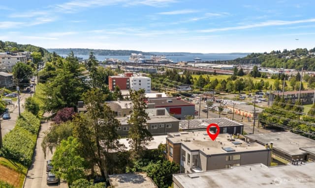 Property photo for 2831 14th Avenue W #2, Seattle