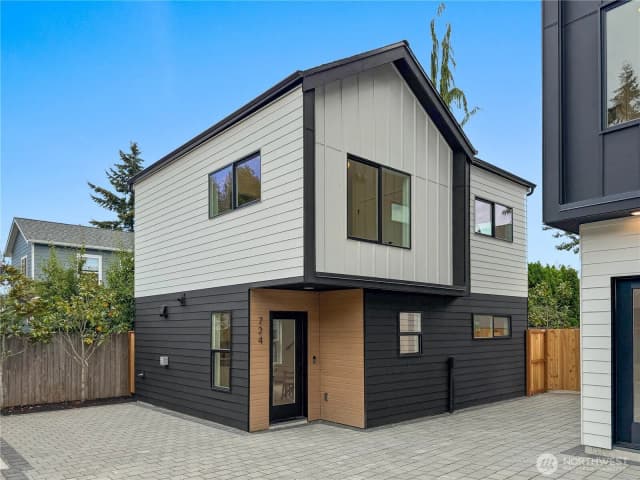 Property photo for 724 N 89th Street, Seattle