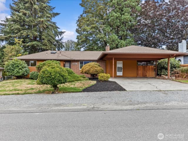 Property photo for 20631 120th Avenue Se, Kent