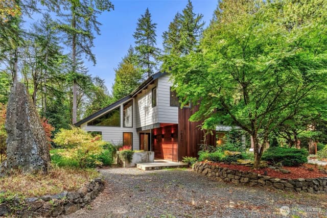 Property photo for 16455 Agate Point Road Ne, Bainbridge Island