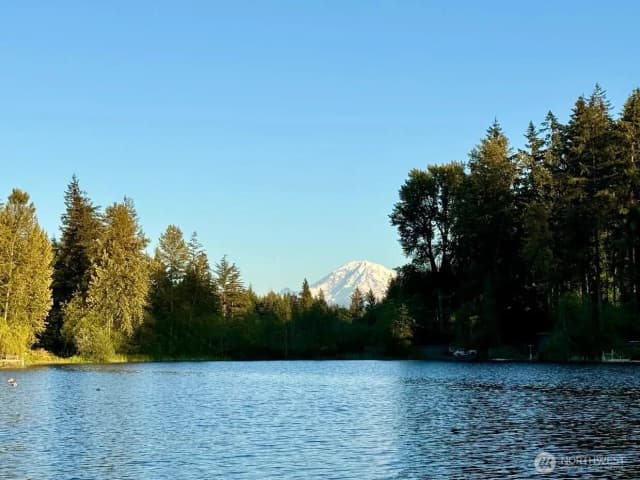 Property photo for 16310 Se Lake Holm Road, Auburn