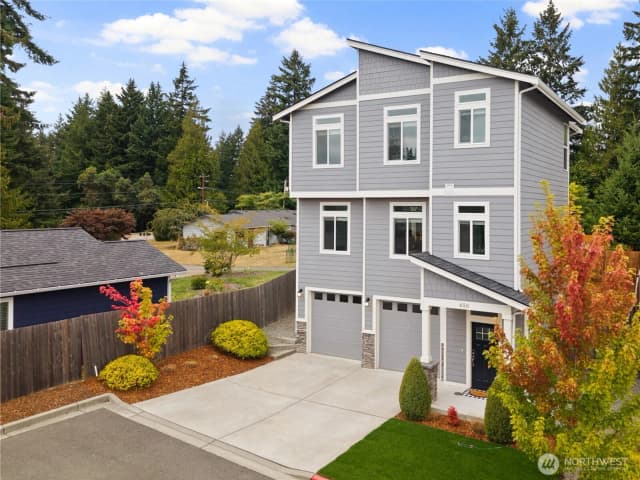 Property photo for 650 Nw Gardenia Way, Bremerton