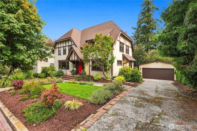 Property photo for 15 Orchard Road, Tacoma