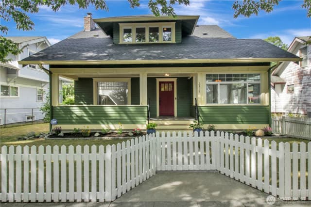 Property photo for 2318 Baker Avenue, Everett