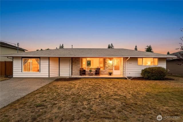 Property photo for 5221 86th Place Ne, Marysville