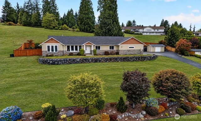 Property photo for 8230 144th Drive Se, Snohomish