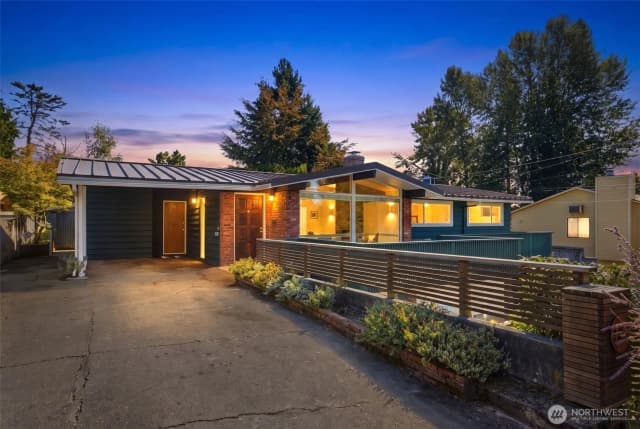 Property photo for 5212 28th Avenue S, Seattle