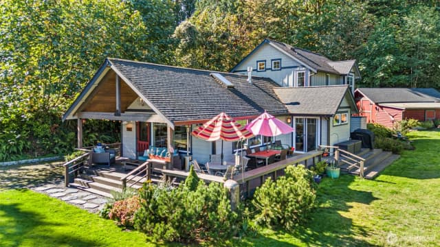 Property photo for 9312 Glencove Road Nw, Gig Harbor