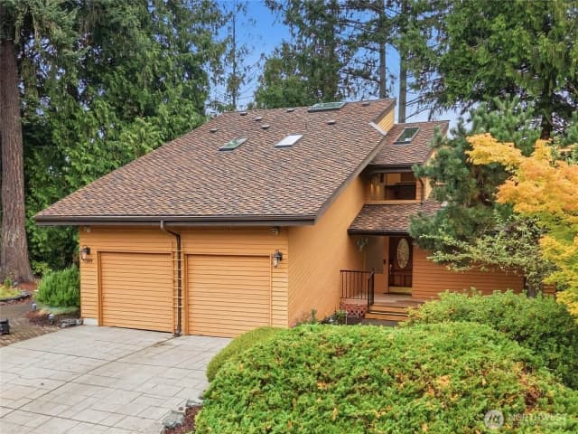 Property photo for 7209 Topaz Court Sw, Lakewood