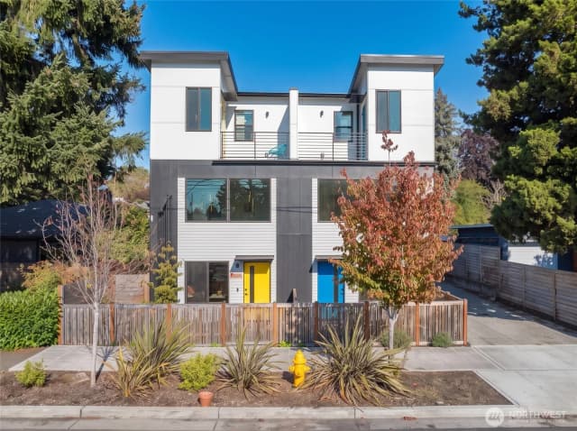 Property photo for 8660 13th Avenue Nw #b, Seattle