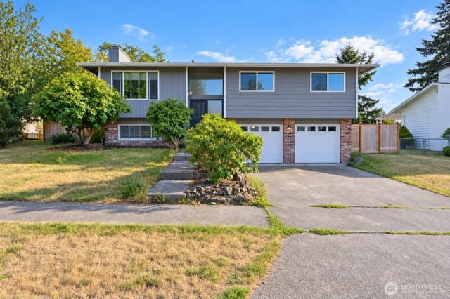 Property photo for 1012 E Laurel Street, Kent