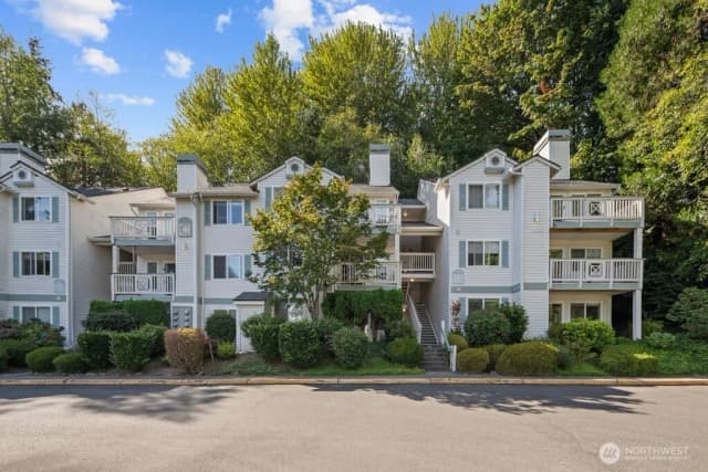 Property photo for 9910 Ne 137th Street #c111, Kirkland
