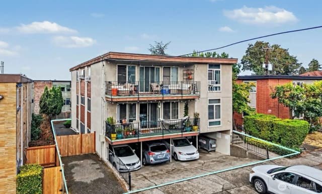 Property photo for 315 13th Avenue E, Seattle