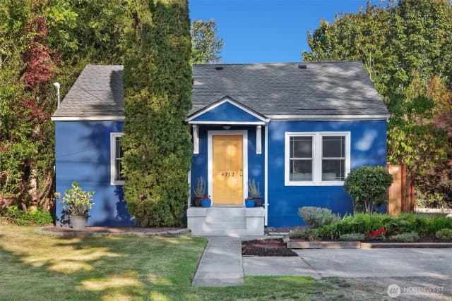 Property photo for 6712 18th Avenue Sw, Seattle