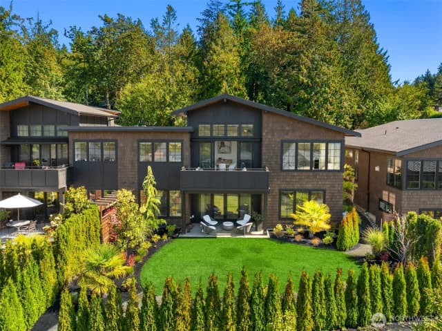 Property photo for 4833 Rosalind Road Ne, Bainbridge Island