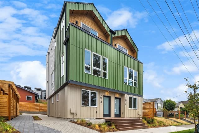 Property photo for 7018 8th Avenue Ne, Seattle