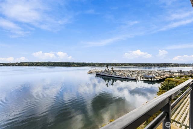 Property photo for 400 Washington Avenue #303, Bremerton