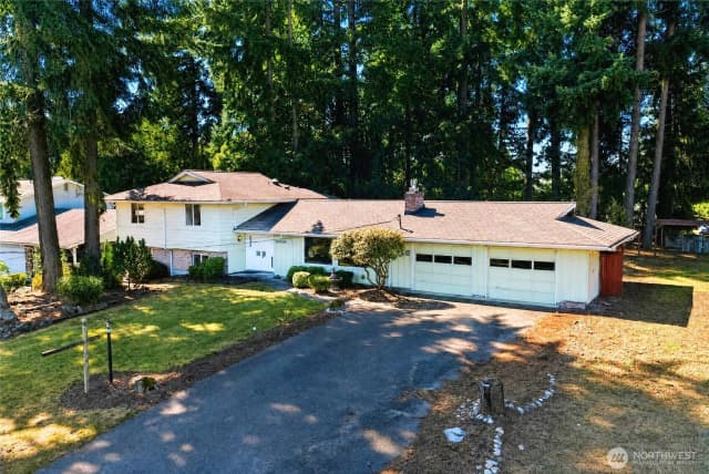 Property photo for 12212 47th Avenue E, Tacoma