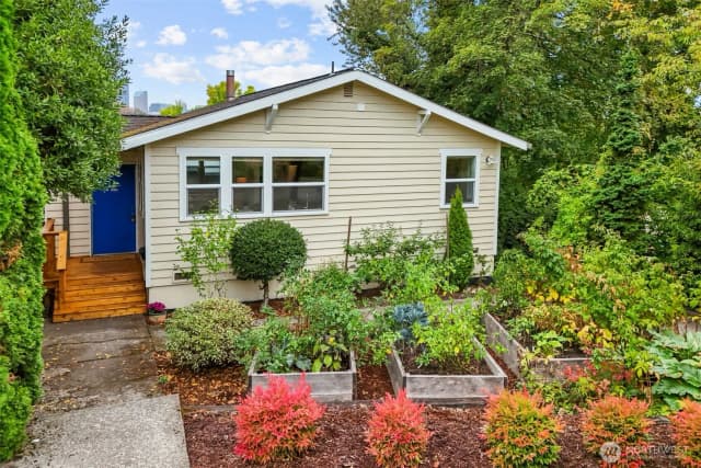 Property photo for 201 28th Avenue, Seattle