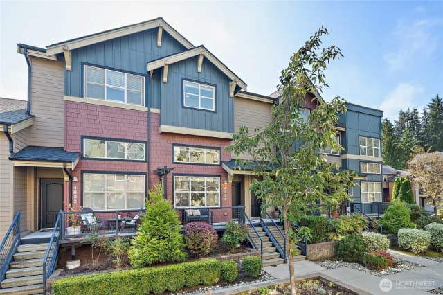 Property photo for 4824 Pointes Drive, Mukilteo