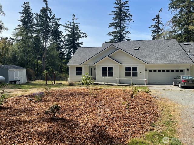 Property photo for 1069 Bush Point Road #home, Freeland
