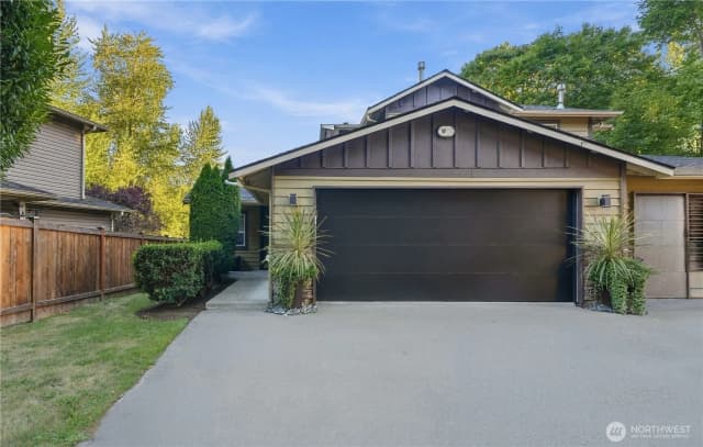 Property photo for 14729 Meadow Road #a, Lynnwood