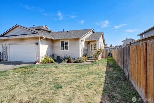 Property photo for 4017 165th Place Ne #b, Arlington