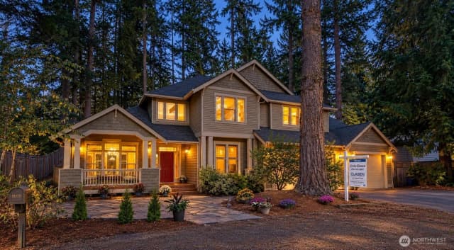 Property photo for 18520 26th Avenue Ne, Lake Forest Park