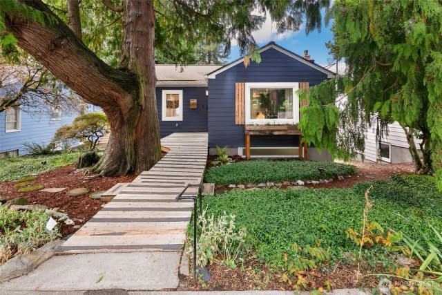 Property photo for 9219 5th Avenue Ne, Seattle