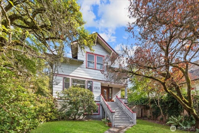 Property photo for 4918 Greenwood Avenue N, Seattle