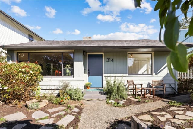 Property photo for 314 Nw 44th Street, Seattle
