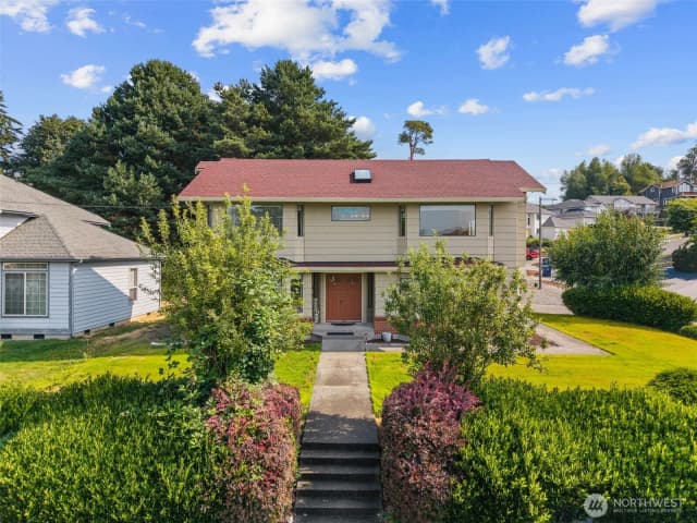 Property photo for 4101 Browns Point Boulevard Ne, Tacoma