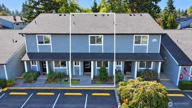Property photo for 21513 4th Avenue W #c13, Bothell